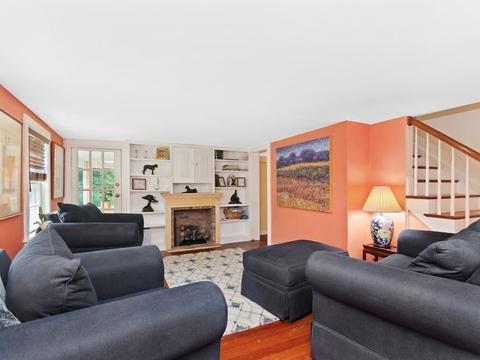 137 Belknap Rd, Framingham, MA 01701 photo 1