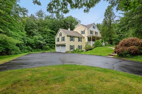 16 Oak St, Dunstable, MA 01827 photo 1