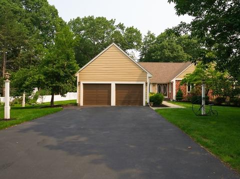 10 Canavan Dr, Braintree, MA 02184 photo 38