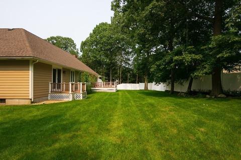 10 Canavan Dr, Braintree, MA 02184 photo 36