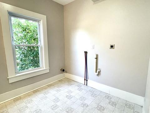 276 E Main St, Orange, MA 01364 photo 18