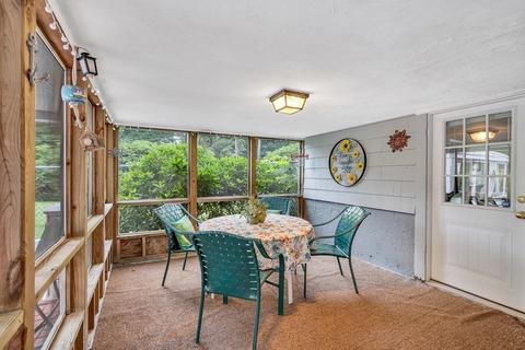 458 Old Post Rd, Walpole, MA 02081 photo 8