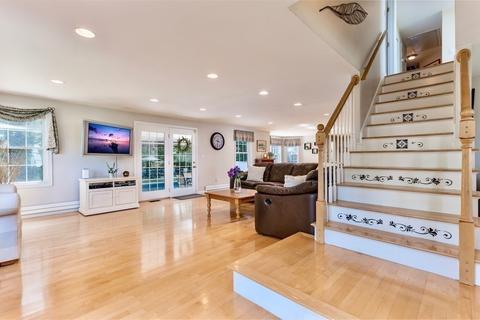 5 Heritage Dr, Berkley, MA 02779 photo 10