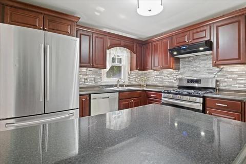 4 Phillips Ln, Dedham, MA 02026 photo 8