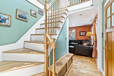 257 West St, Reading, MA 01867 photo 3