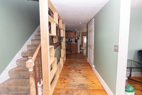 17 Church St, Ware, MA 01082 photo 6