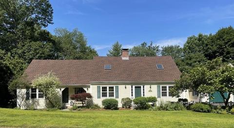 14 Westview Ter, Easthampton, MA 01027 photo 3