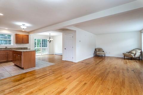237 Brookside Dr, Gardner, MA 01440 photo 4