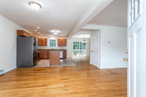 237 Brookside Dr, Gardner, MA 01440 photo 7