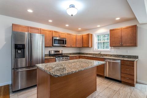 237 Brookside Dr, Gardner, MA 01440 photo 3