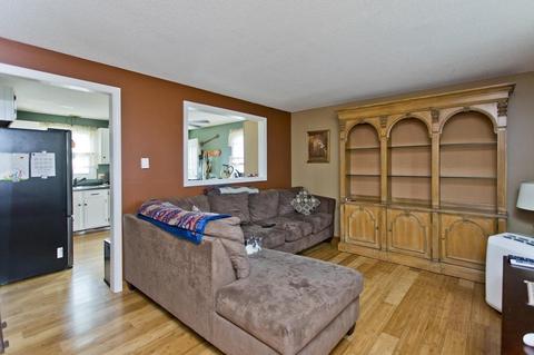 1213 Grattan St, Chicopee, MA 01013 photo 18
