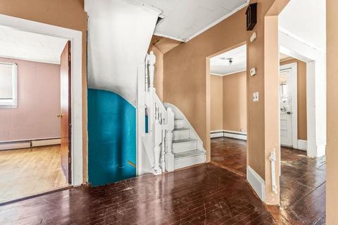 118 Main St, Everett, MA 02149 photo 3