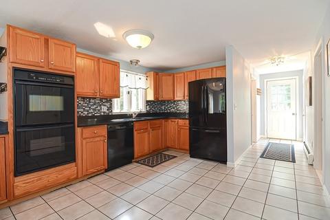 268 Main St, Mashpee, MA 02649 photo 3