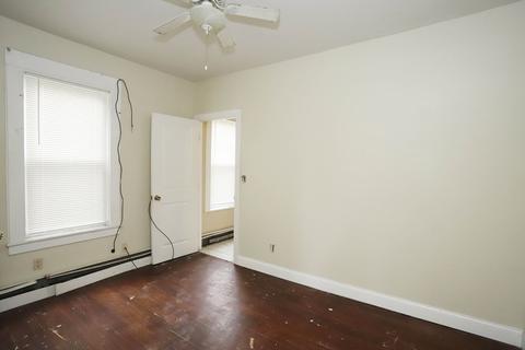 934 Middle St, Fall River, MA 02721 photo 11