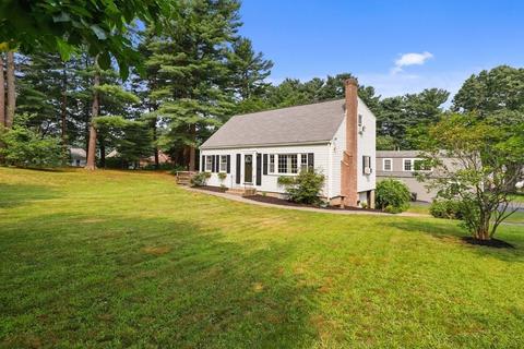 2 Oak Hill Dr, Walpole, MA 02081 photo 3