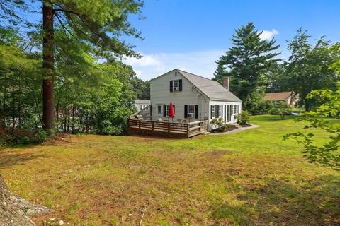 2 Oak Hill Dr, Walpole, MA 02081 photo 4