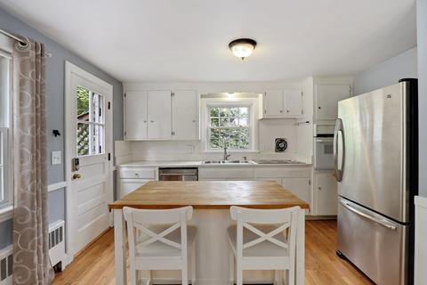 2 Oak Hill Dr, Walpole, MA 02081 photo 17