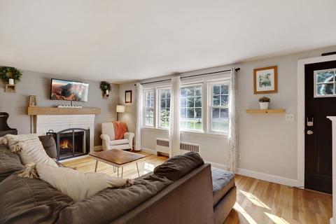 2 Oak Hill Dr, Walpole, MA 02081 photo 10