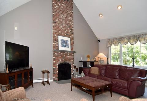 4 Dixons Path, Foxboro, MA 02035 photo 2