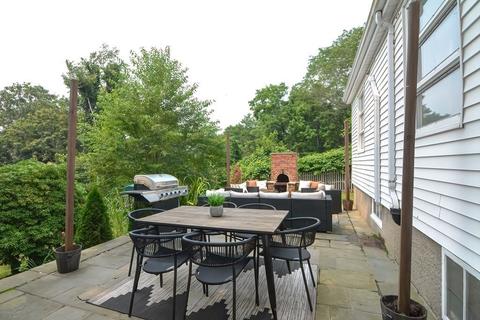 130 Martha St, Fall River, MA 02720 photo 33