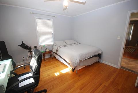 22 Mayflower Rd, Springfield, MA 01118 photo 9
