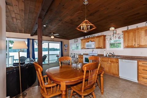 34 Shangri La Blvd, Wareham, MA 02538 photo 3