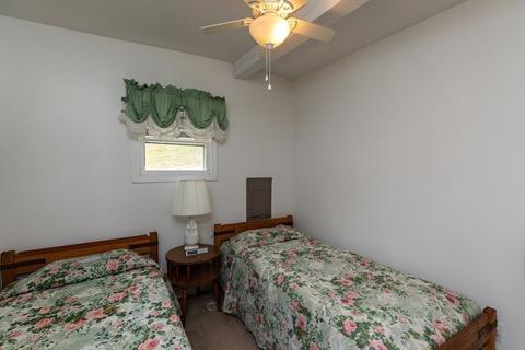 34 Shangri La Blvd, Wareham, MA 02538 photo 9