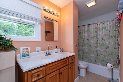 34 Shangri La Blvd, Wareham, MA 02538 photo 11