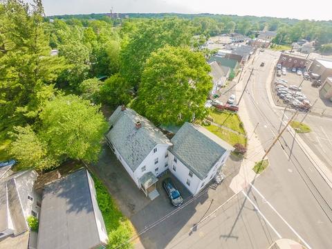 4 Taylor St, Chicopee, MA 01020 photo 2
