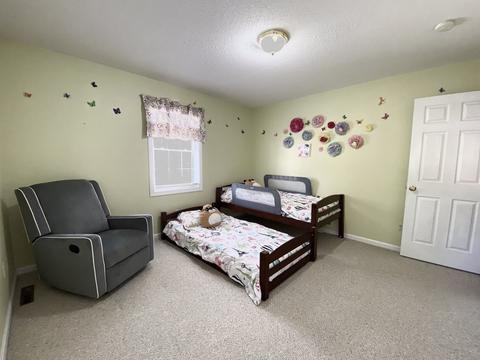 48 Martha St, Springfield, MA 01151 photo 15