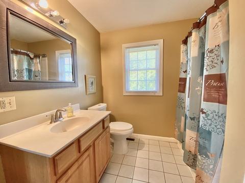 48 Martha St, Springfield, MA 01151 photo 12