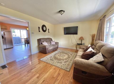 48 Martha St, Springfield, MA 01151 photo 7