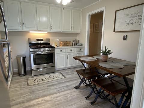 58 Steuben St, Springfield, MA 01151 photo 9