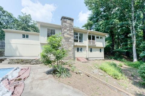 11 Forest Hill Dr, Worcester, MA 01609 photo 8