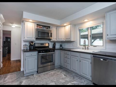 63 Audley Rd, Springfield, MA 01118 photo 3