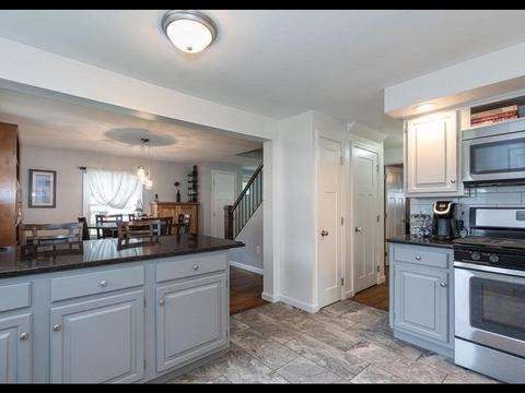 63 Audley Rd, Springfield, MA 01118 photo 5