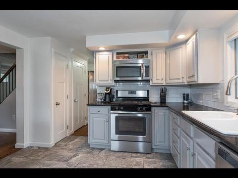 63 Audley Rd, Springfield, MA 01118 photo 4