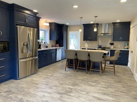 64 Clover St, Worcester, MA 01603 photo 2