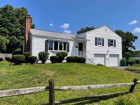 60 Mountainview St, Chicopee, MA 01020 photo 3