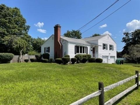 60 Mountainview St, Chicopee, MA 01020 photo 2