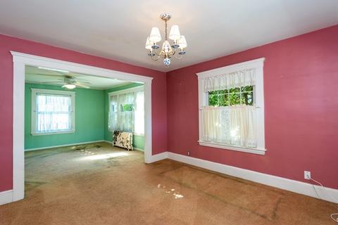 49 Wallis St, Beverly, MA 01915 photo 8