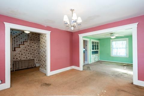 49 Wallis St, Beverly, MA 01915 photo 10