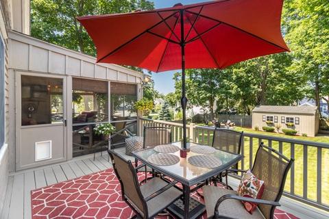 19 Manning St, Reading, MA 01867 photo 27