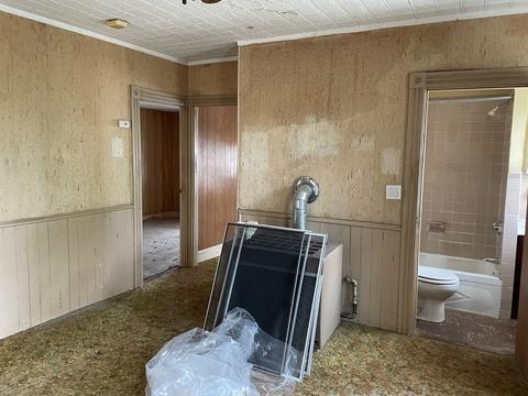 45 Stowe St, Fall River, MA 02720 photo 8