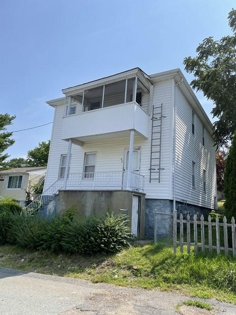 45 Stowe St, Fall River, MA 02720 photo 2