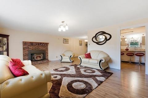203 Starling Rd, Springfield, MA 01119 photo 7