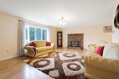 203 Starling Rd, Springfield, MA 01119 photo 5