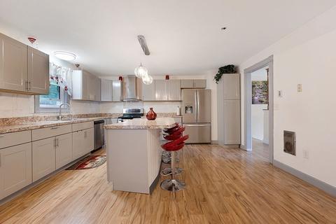 203 Starling Rd, Springfield, MA 01119 photo 11