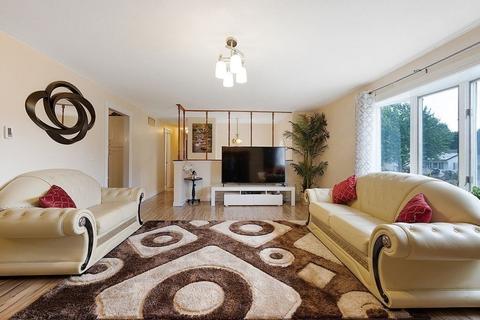 203 Starling Rd, Springfield, MA 01119 photo 8