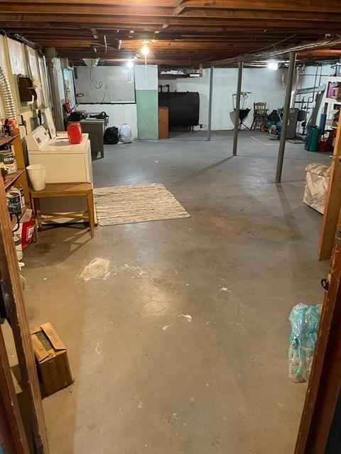 285 Britton St, Chicopee, MA 01020 photo 16